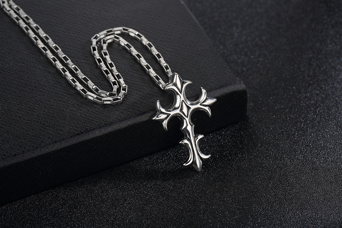 Sale Casting Vintage Gothic Pendant Jewelry Dainty Stainless Steel Cross Necklace For Men