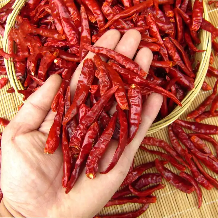 Fast Delivery Superior Dried Sliced Red Chili Flakes Whole Paprika Pods