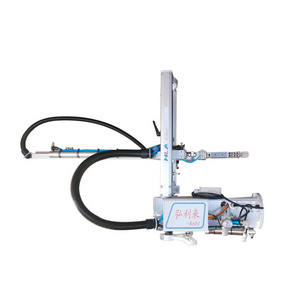 pneumatic  robot arm for vertical injection moulding machine single arm with clip