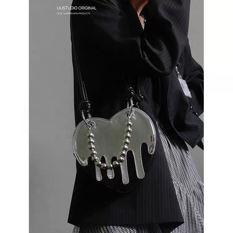 Free sample Designer Chain Lady Shoulder Bag Heart Shape Women Shoulder Handbags Ladies Mini Crossbody Bag