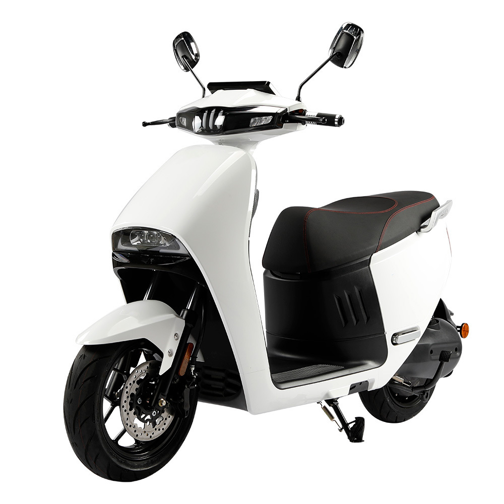 Modernfox Long Range 150KM Delivery Electric Scooter EEC Off Road 72V 2000W Lithium Electric Motorcycle