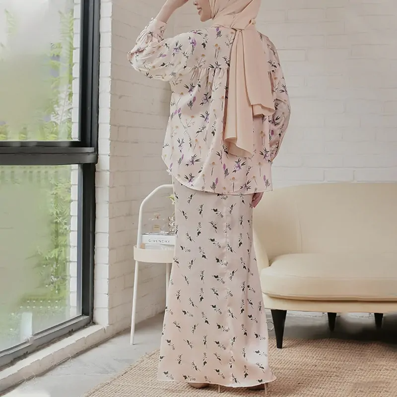 SIPO Eid 2024 Malaysia Muslimah Perempuan Flora Print Kurung Peach Cream Dress Modern Baju Kurung