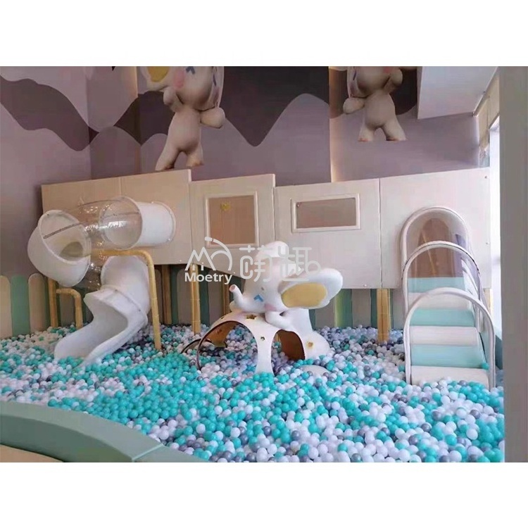 Moetry Fashion Design Indoor Playground with Plastic Slide for Children's Play Area Resort Daycare