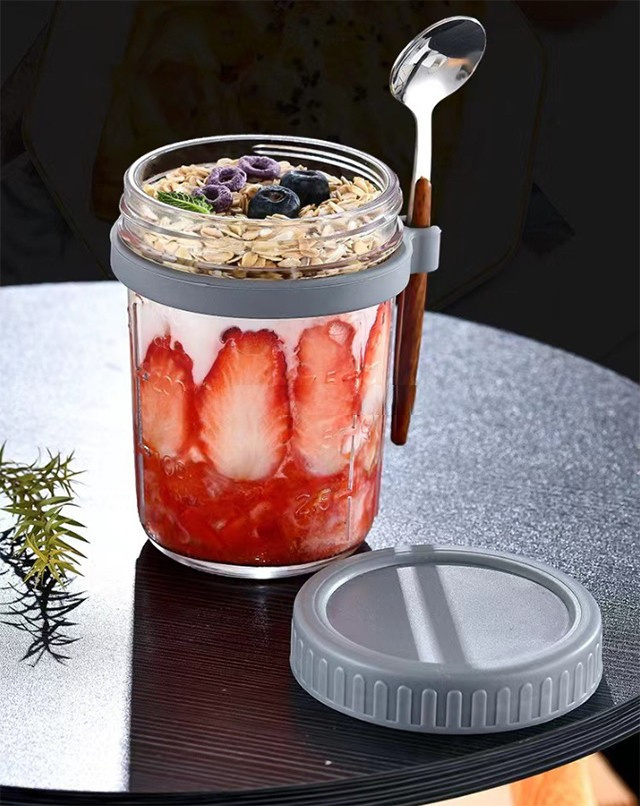 Portable 10oz 16oz Glass Mason Overnight Oats Jars Airtight Beverage Milk Cup Salad Oats Containers With Lids And Spoon