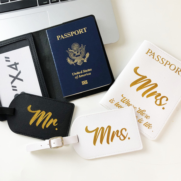 Custom Gold Stamping Logo Travel Accessories Sublimation White Vegan PU Leather Mr And Mrs Luggage Tags Passport Holder Set