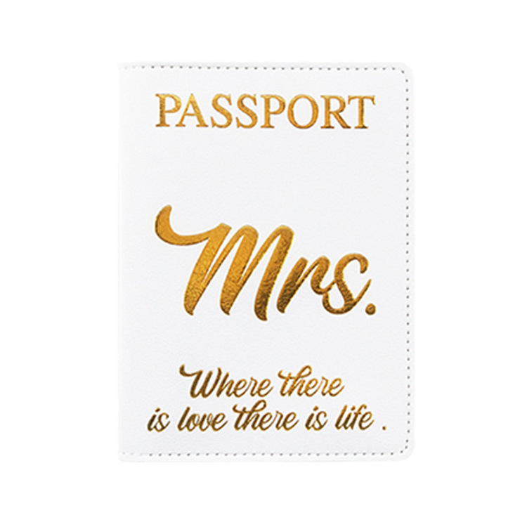 Custom Gold Stamping Logo Travel Accessories Sublimation White Vegan PU Leather Mr And Mrs Luggage Tags Passport Holder Set