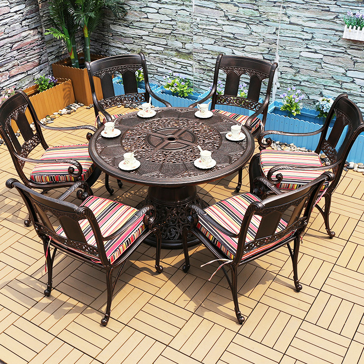 2020 New dining table Patio Garden Backyard Fire Pits Outdoor Cast Aluminum Garden  5pcs tables and chairs set for cafes and res