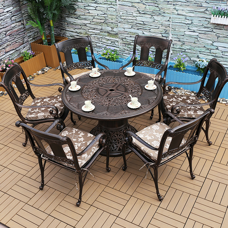 2020 New dining table Patio Garden Backyard Fire Pits Outdoor Cast Aluminum Garden  5pcs tables and chairs set for cafes and res