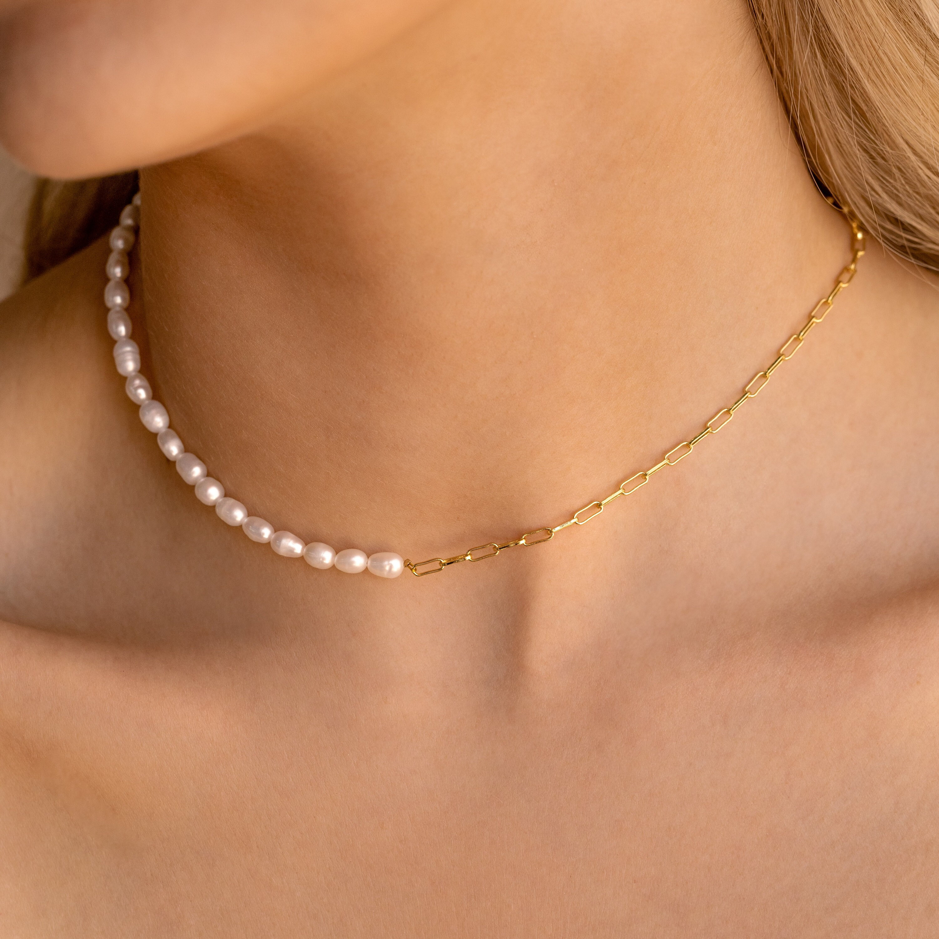 Stainless Steel Pearl And Gold Chain Necklaces Hypoallergenic 18k Gold Plated Joint Stitching Beads Pearl Necklaces