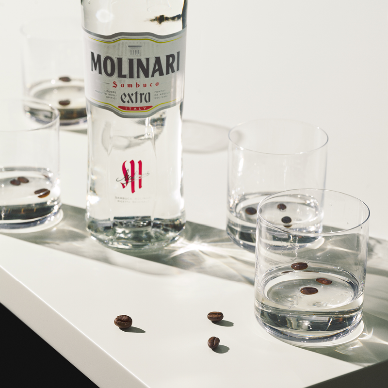 High Quality  MOLINARI EXTRA SAMBUCA liqueur 75cl Alcohol Content 40% Very Transparent color for export