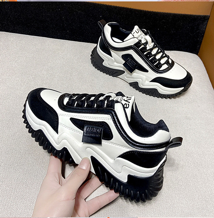 2024pu Upper Flat Sneakers Lady Women's Thick Sole White Walking Street Shoes For Women Lady