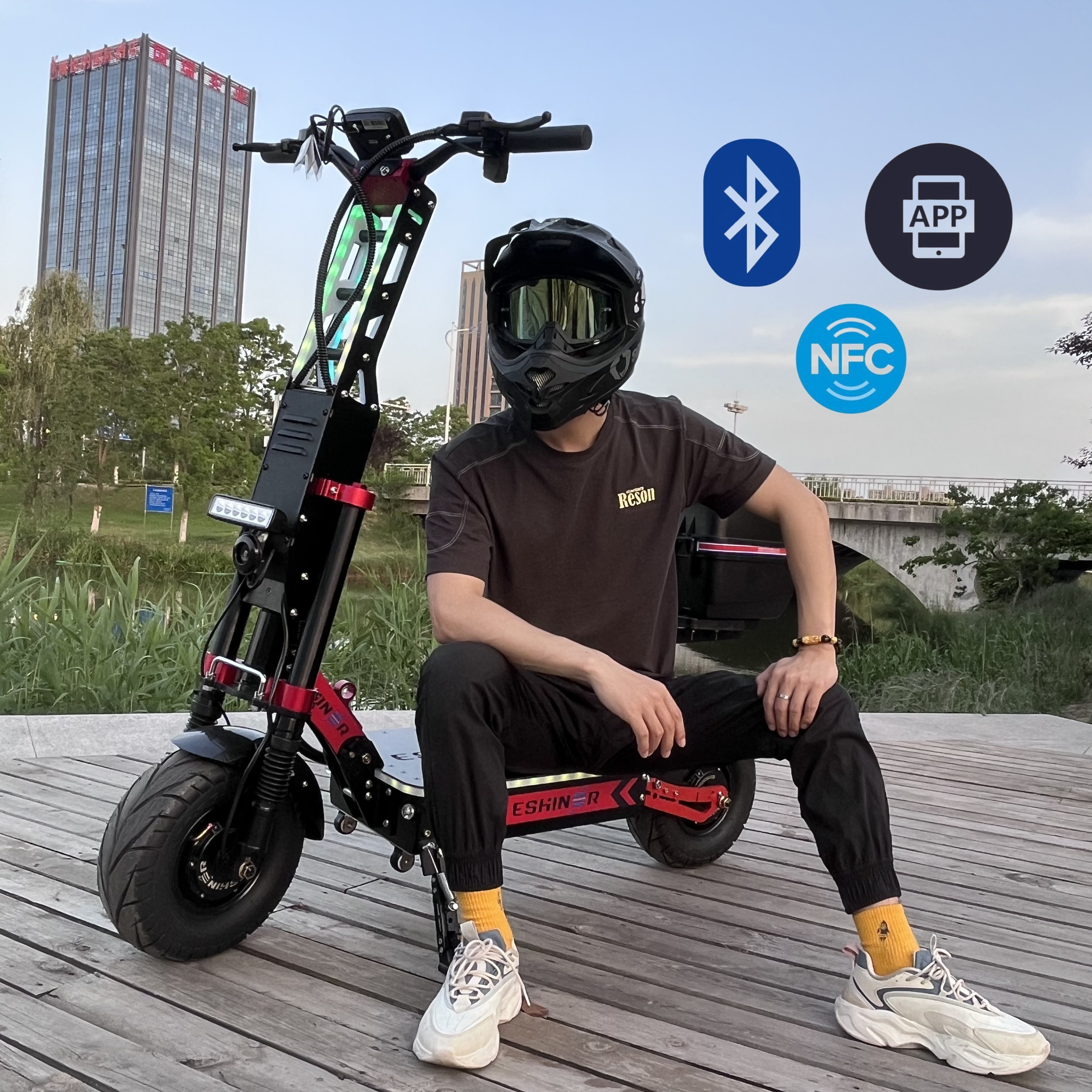 APP control lock dual motor escooter 72V 8000w 60V 6000w carbon fiber color fashion adult electric luggage scooter with suitcase