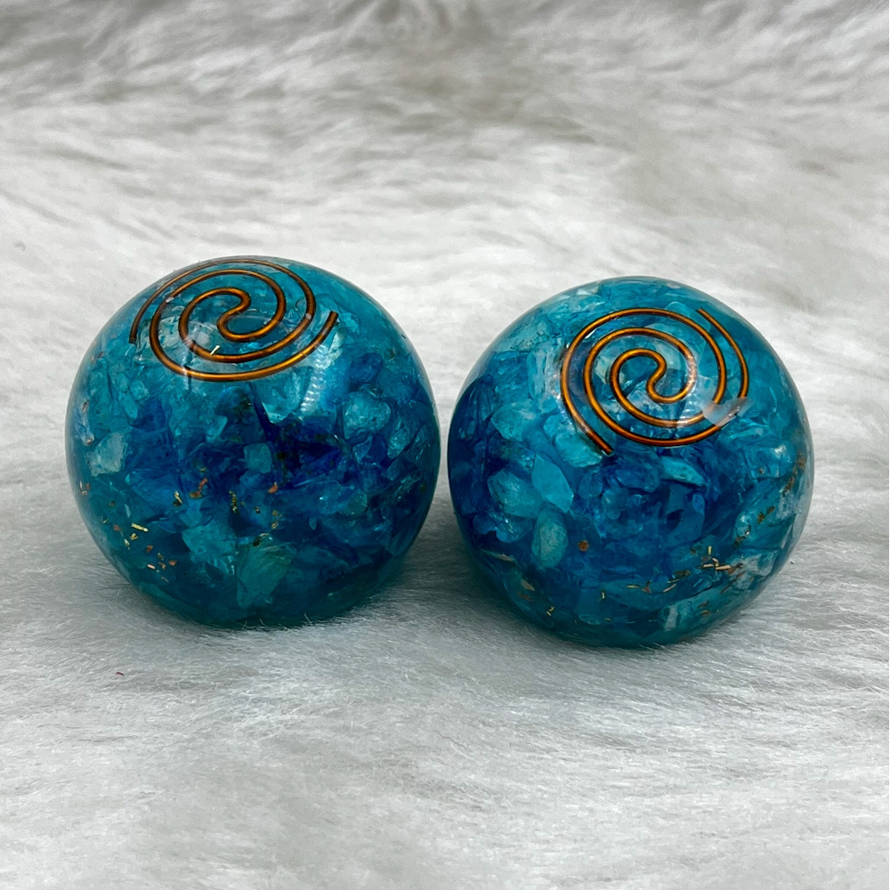 Orgone Sphere Healing Chakra Gemstones Natural Crystals Balls Blue Quartz Chips Orgonite Spheres Handmade Craft Home Decor Gifts