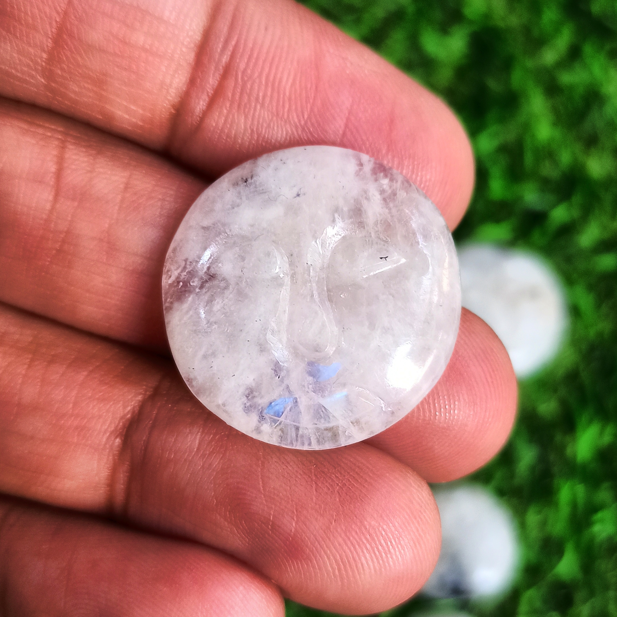 High Polished Rainbow Moonstone Face Cabochon Cabs Natural Flash Gemstone Crystals Wholesale Healing Chakra Reiki Tumble Stone