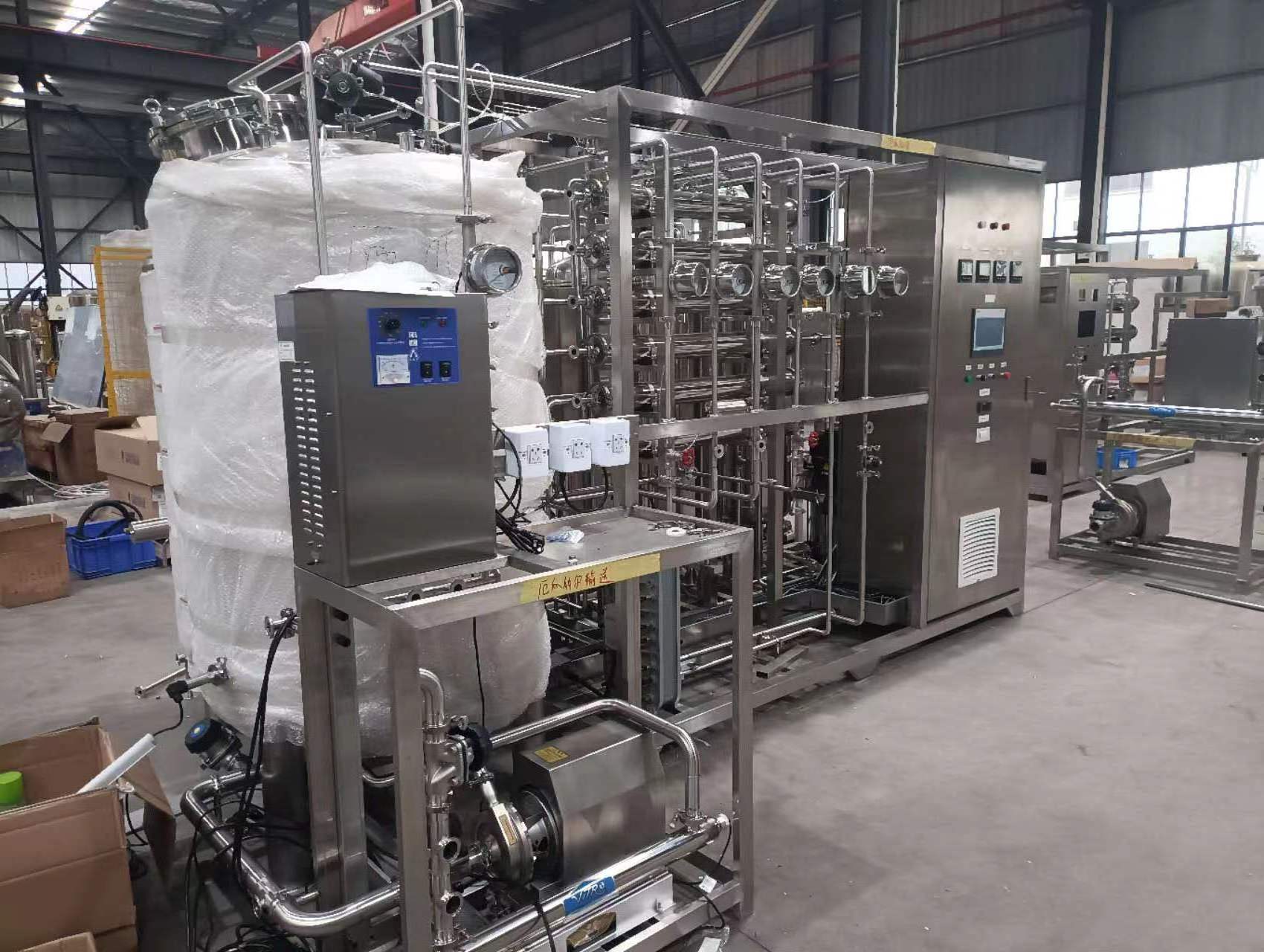 GMP USP  PW/WFI treatment systems double RO system+EDI module+UV/O3 sterilizer+multi-effect distillers