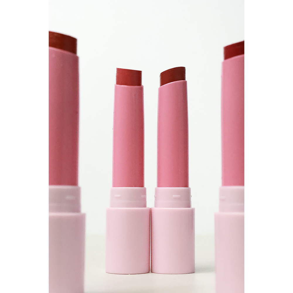 New solid moisturizing nude lipstick matte, natural mat pink makeup lipstick set supplier, cosmetic oem lipstick lip balm stick