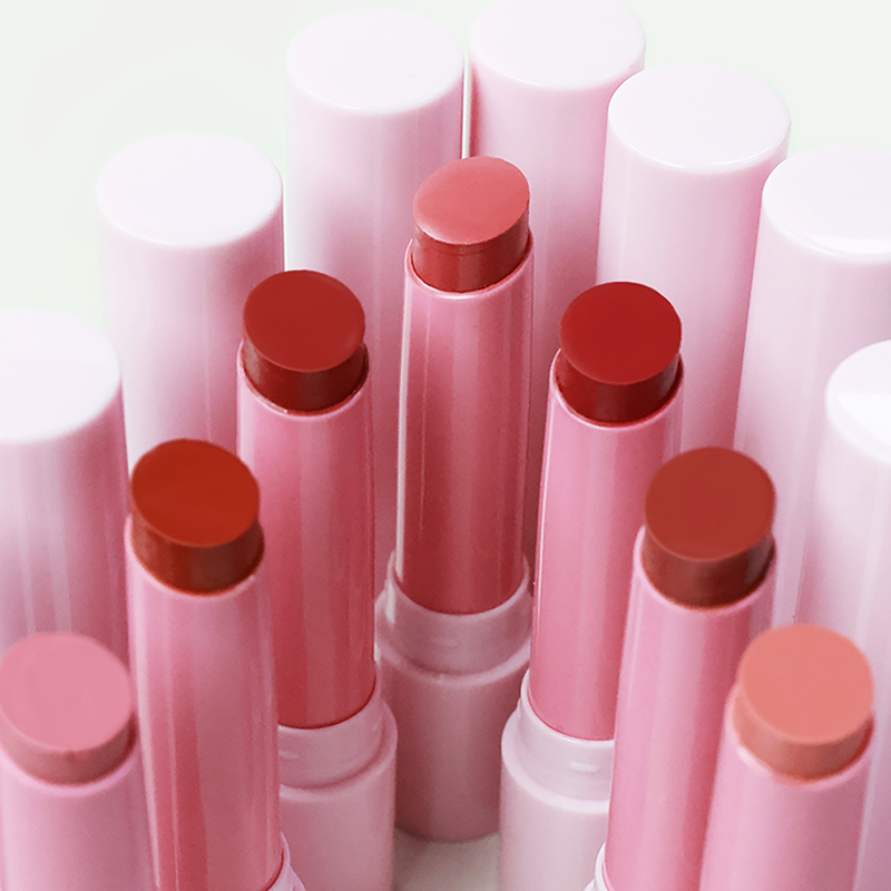 New solid moisturizing nude lipstick matte, natural mat pink makeup lipstick set supplier, cosmetic oem lipstick lip balm stick