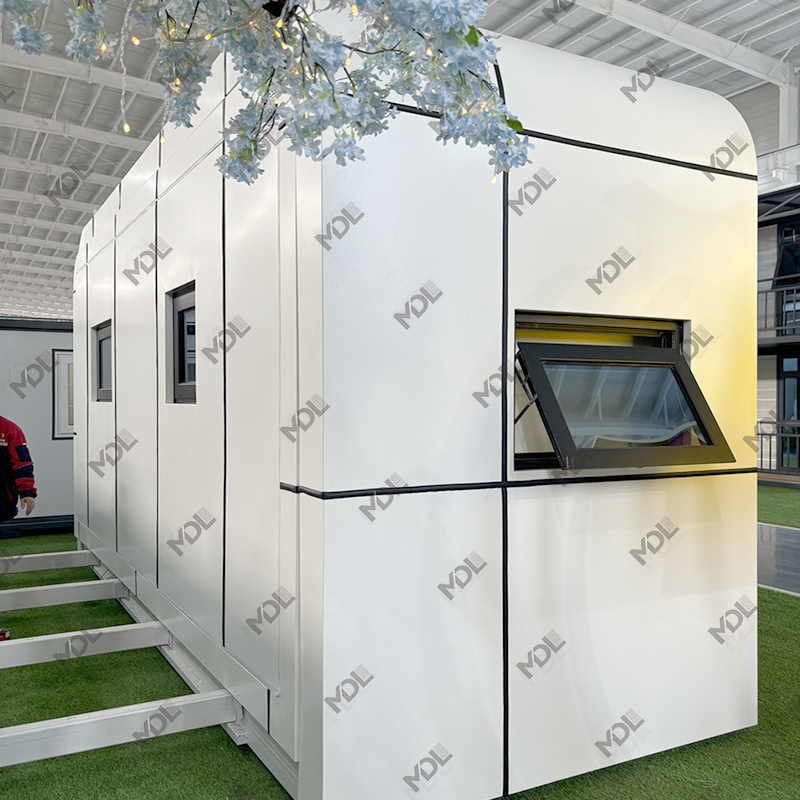 Modern 40ft Prefab Office House Apple Cabin Container Homes Outdoor Steel Apple Cabin Pod With Bathroom