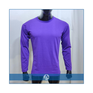 First Class Quality Cotton, Custom Men plain T Shirt with custom fitting and design