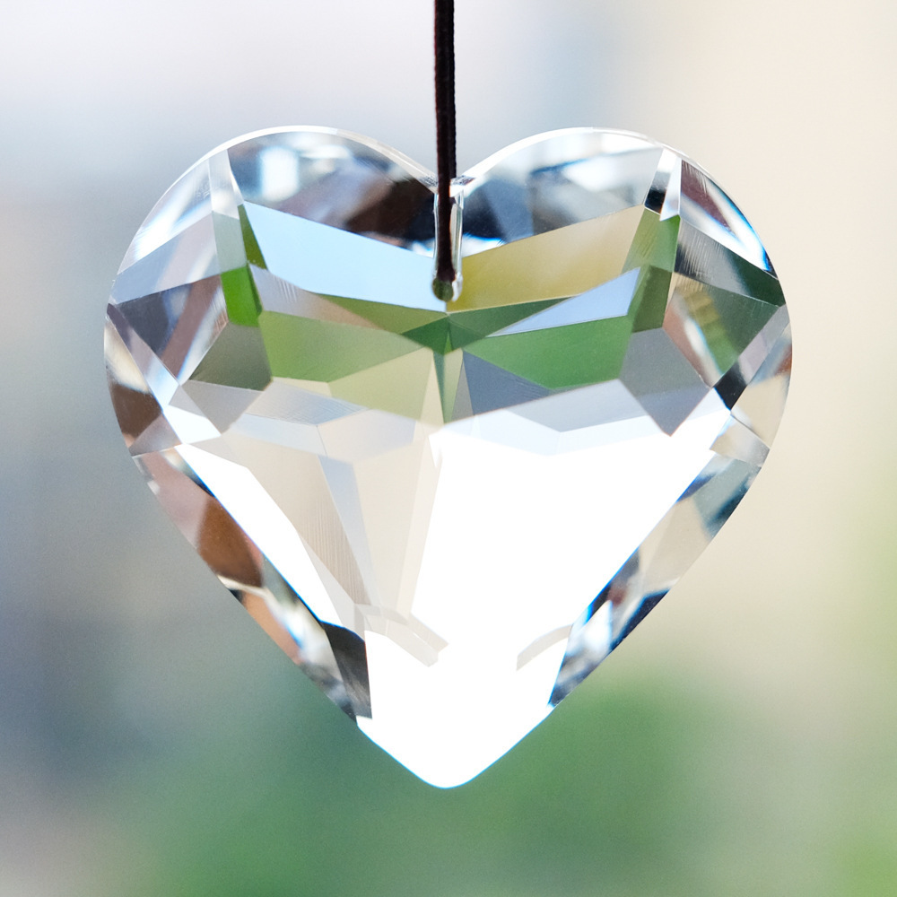 Clear Heart Crystal Suncatcher 45mm Hanging Prism for Outdoor Indoor Decoration Rainbow Maker Gifts for Mom Grandma and Friend