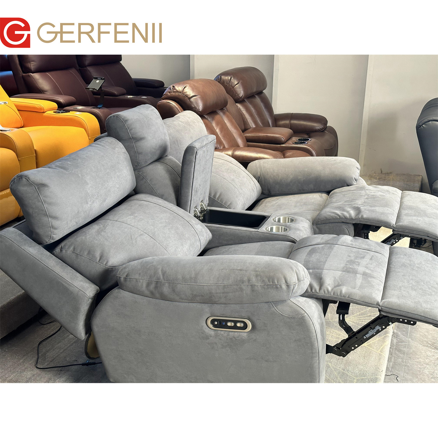 Luxury Modern Living Room Furniture Microfiber Fabric Sofas 3 2 1 Seater Sofa Set Recliner With Console Manual Recliner Sofa Set