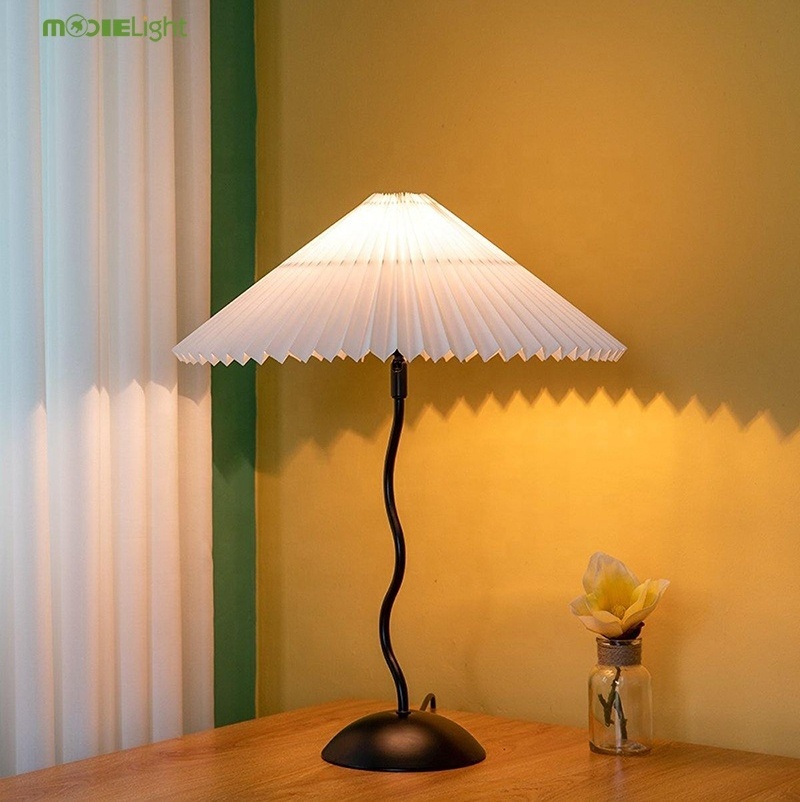 Nordic Style Origami Bedroom bedside Table Lamp Handmade decorate Pleated Umbrella Table light LED Denmark Vintage Minimal Lamps