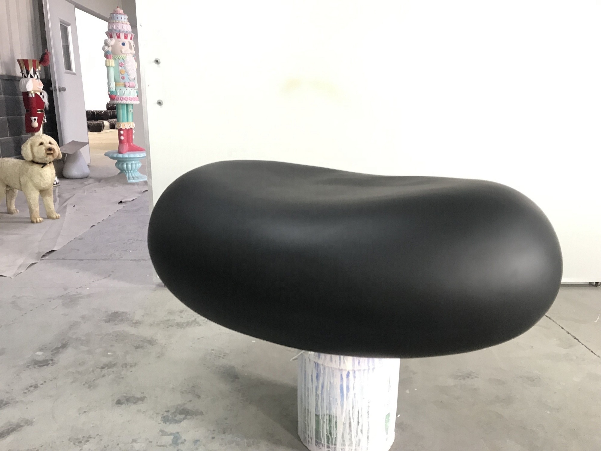 Garden furniture modern park seating for sale shopping mall pebble stone shaped bench seat outdoor black fiberglass stool