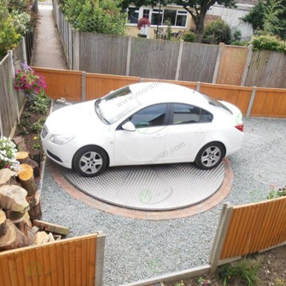 Garage car turntable for narrow driveway