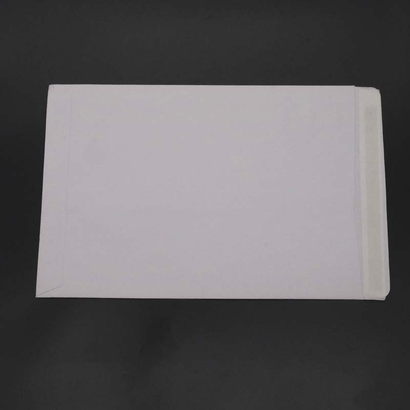 A4 white paper Envelopes 100 Envelope per pack,100g offset paper self seal envelope with strong glue