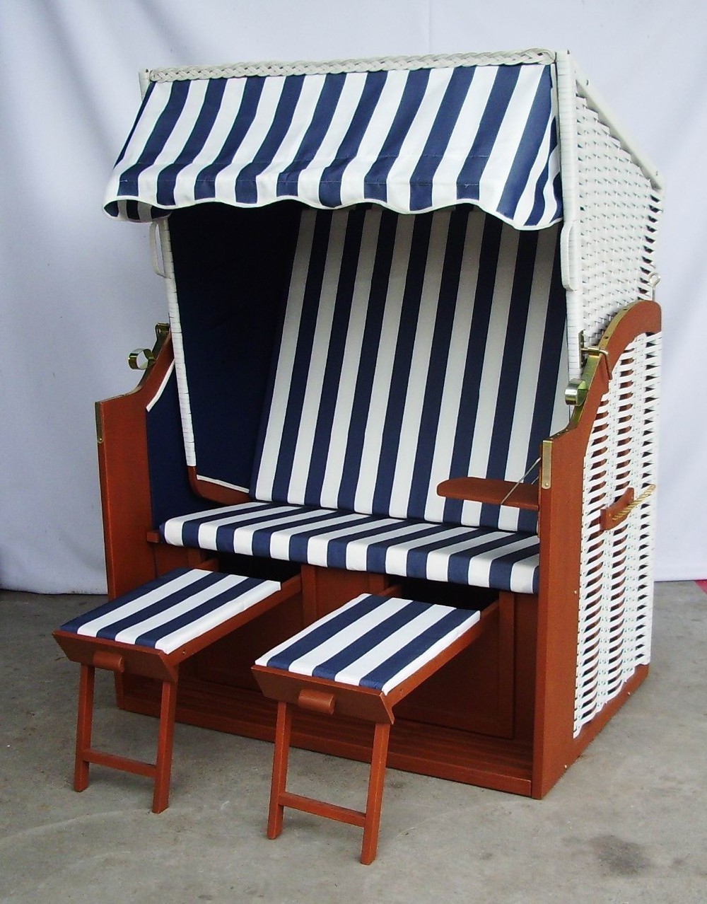 Folding  foldable rattan beach chair/strandkorb