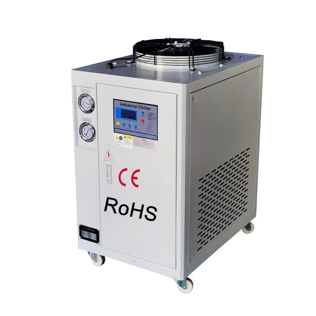 High Effective Semi-Hermetic Compressors Water Cooled Screw Chiller For Bottle Blowing Machine