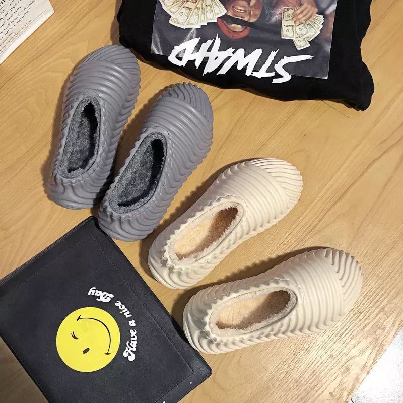 yeezys foam runner warm winter wool fur clogs sandal slide fur shoes eva clogs slipper foam runner sport sandal cotton slipper