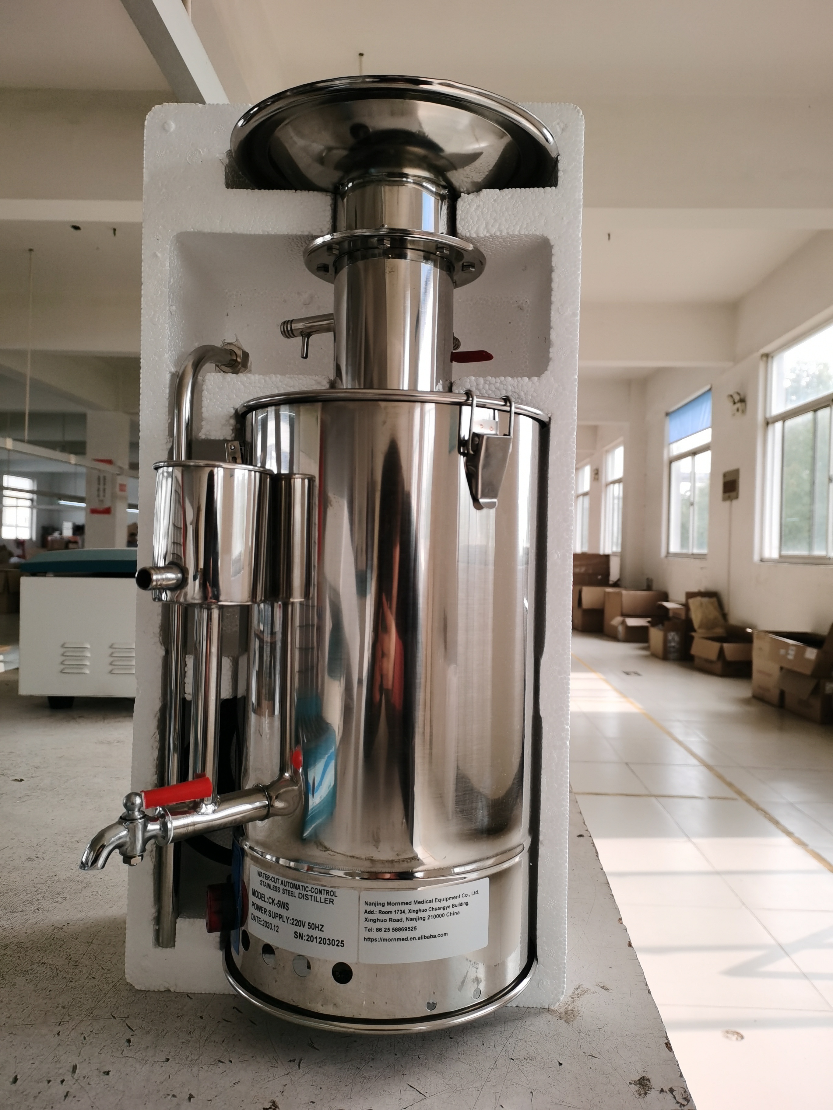 Good Price and Quality Laboratory Use Water Distiller 10L Stainless Steel