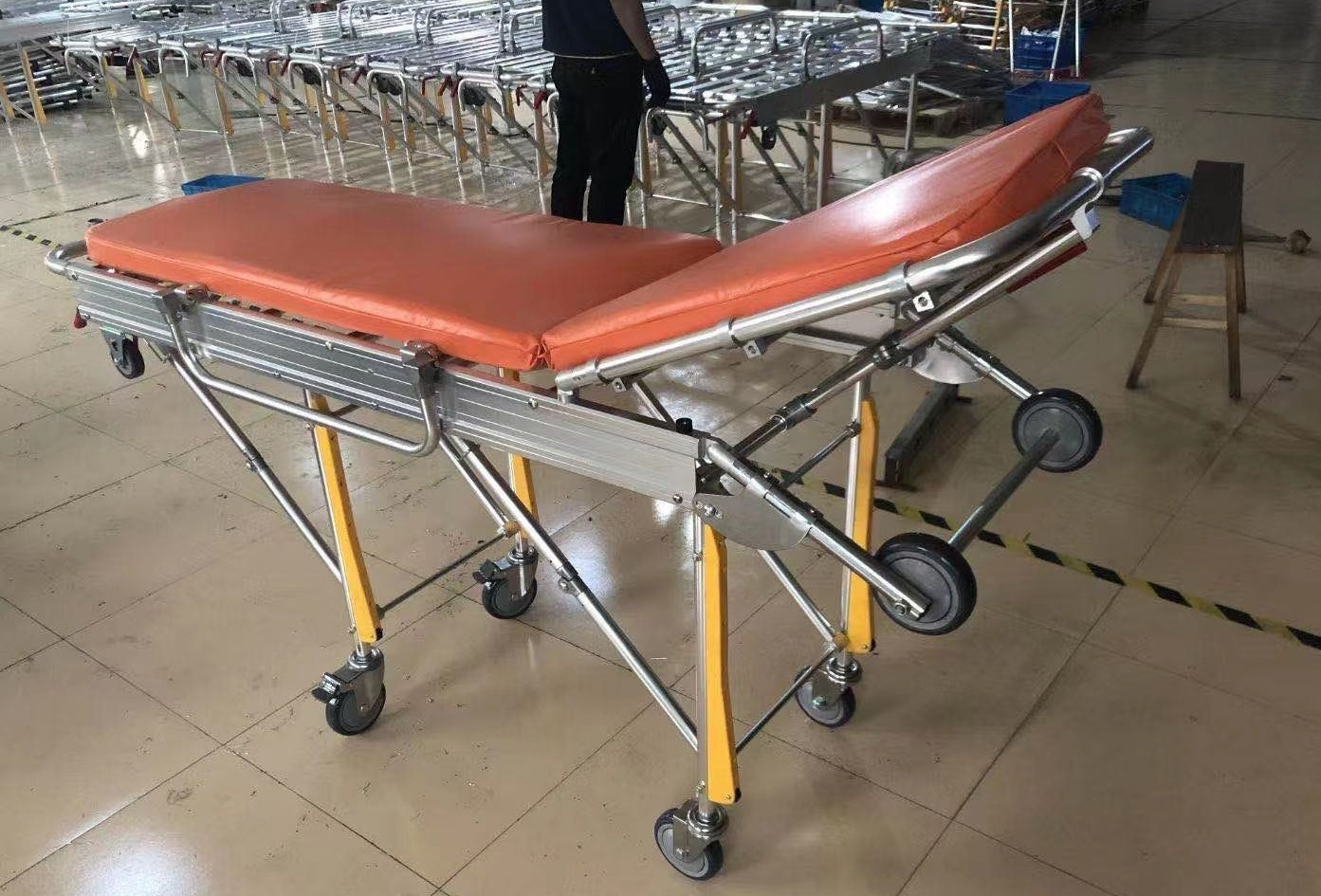 Medical Folding Stretcher Ambulance Patient Transfer Stretcher Equipment