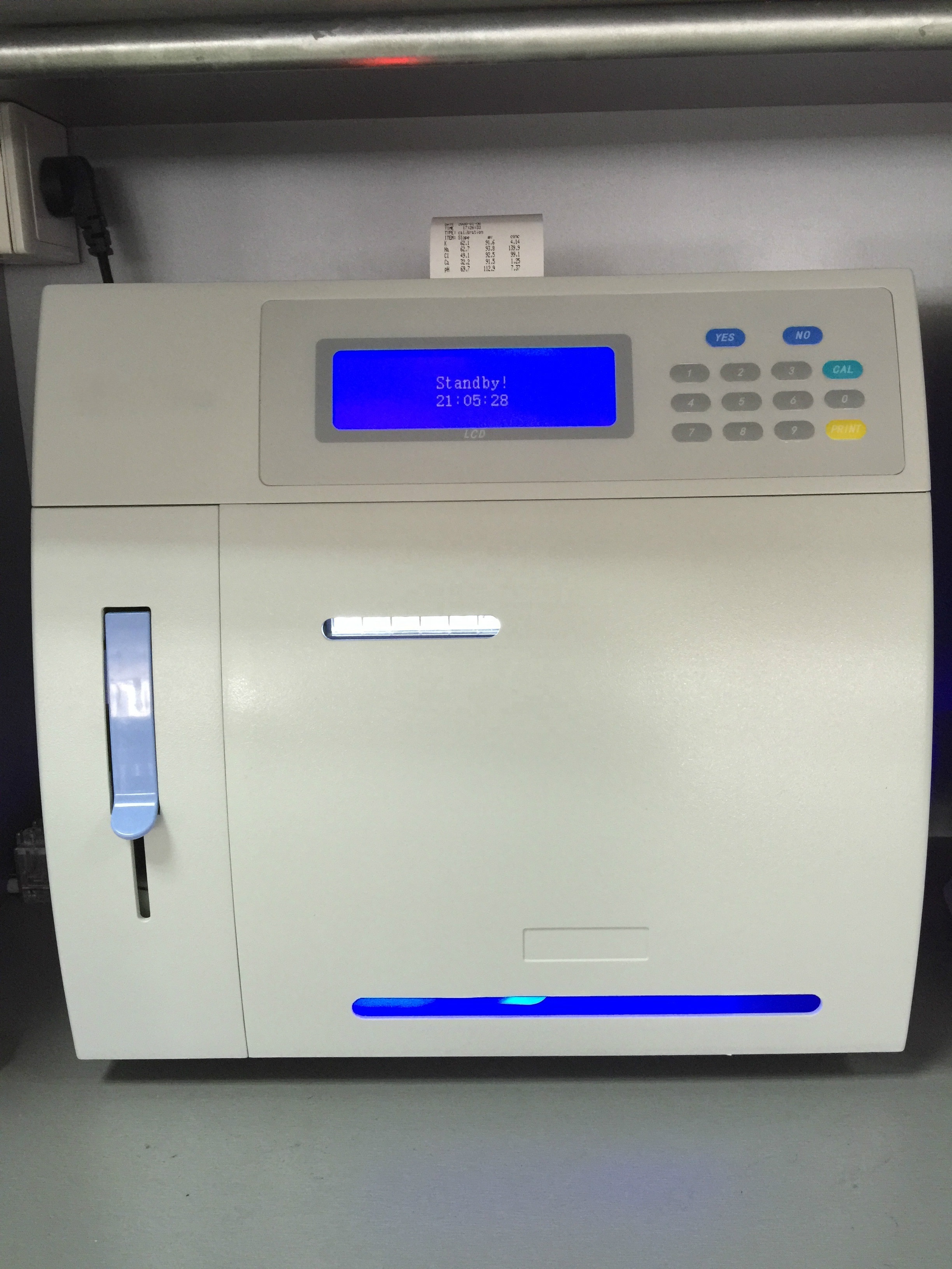 Blood Gas Electrolyte Analyzer Machine/Most Advance ESR Electrolyte Analyzer