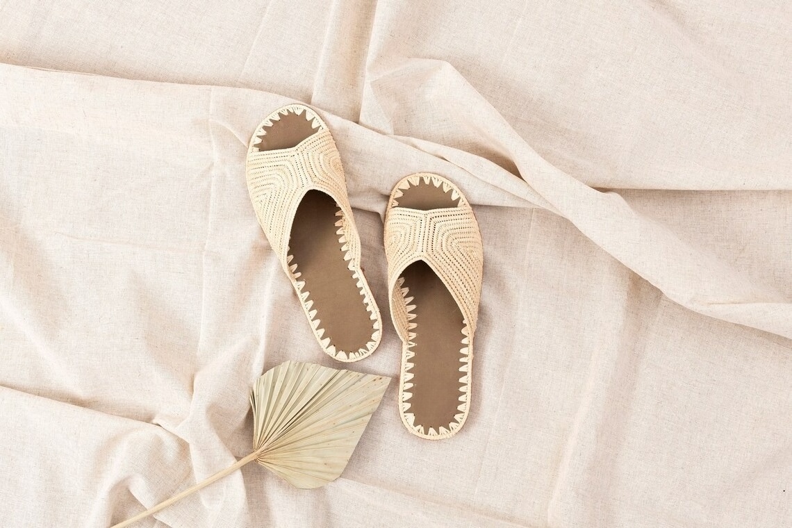 Sustainable Style Step by Step Handmade Raffia Shoes and Sandals Collection Your Customers Will Love these Flat Sandals in bulk