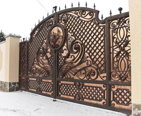 Hot selling cheap custom main gate for villas iron pipe gate design