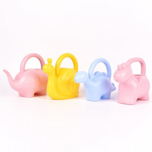 Outdoor children's watering can Colorful watering can animal cartoon cute watering can