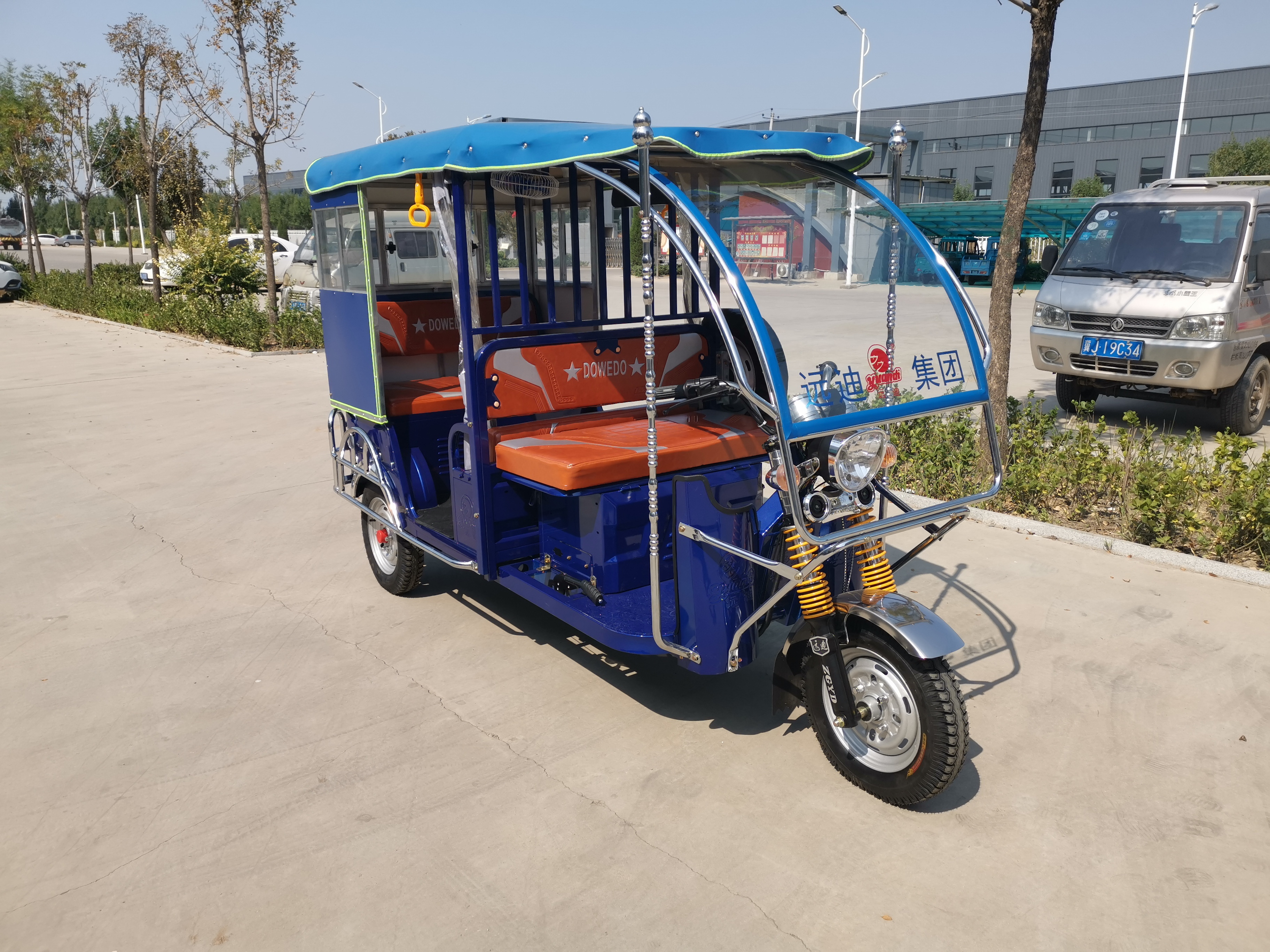 Motorised tricycle 60V 1000W