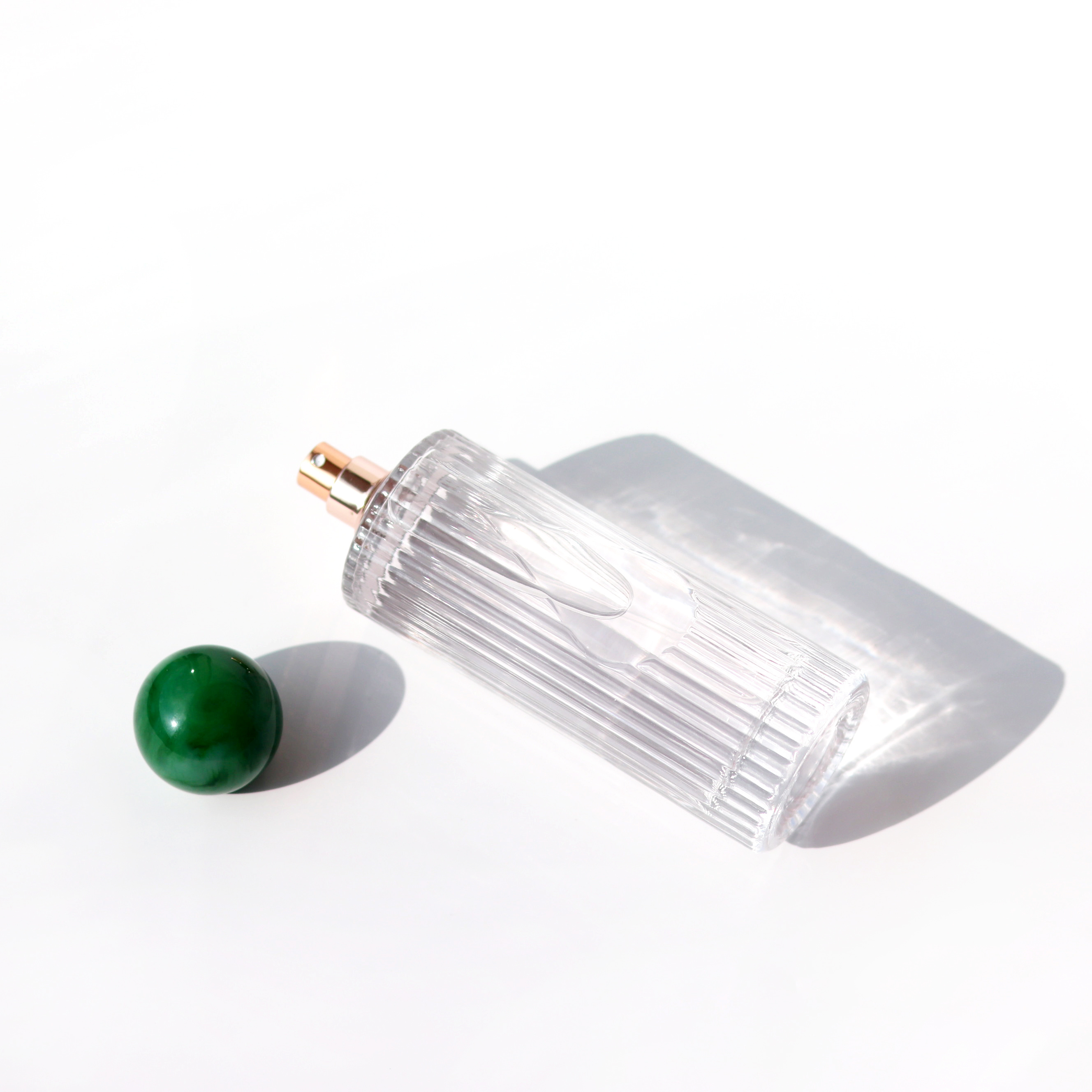 150ml Glass Perfume Bottle Tall Round Shape Glass Parfum Bottle With Green Marble Resin Ball Lid