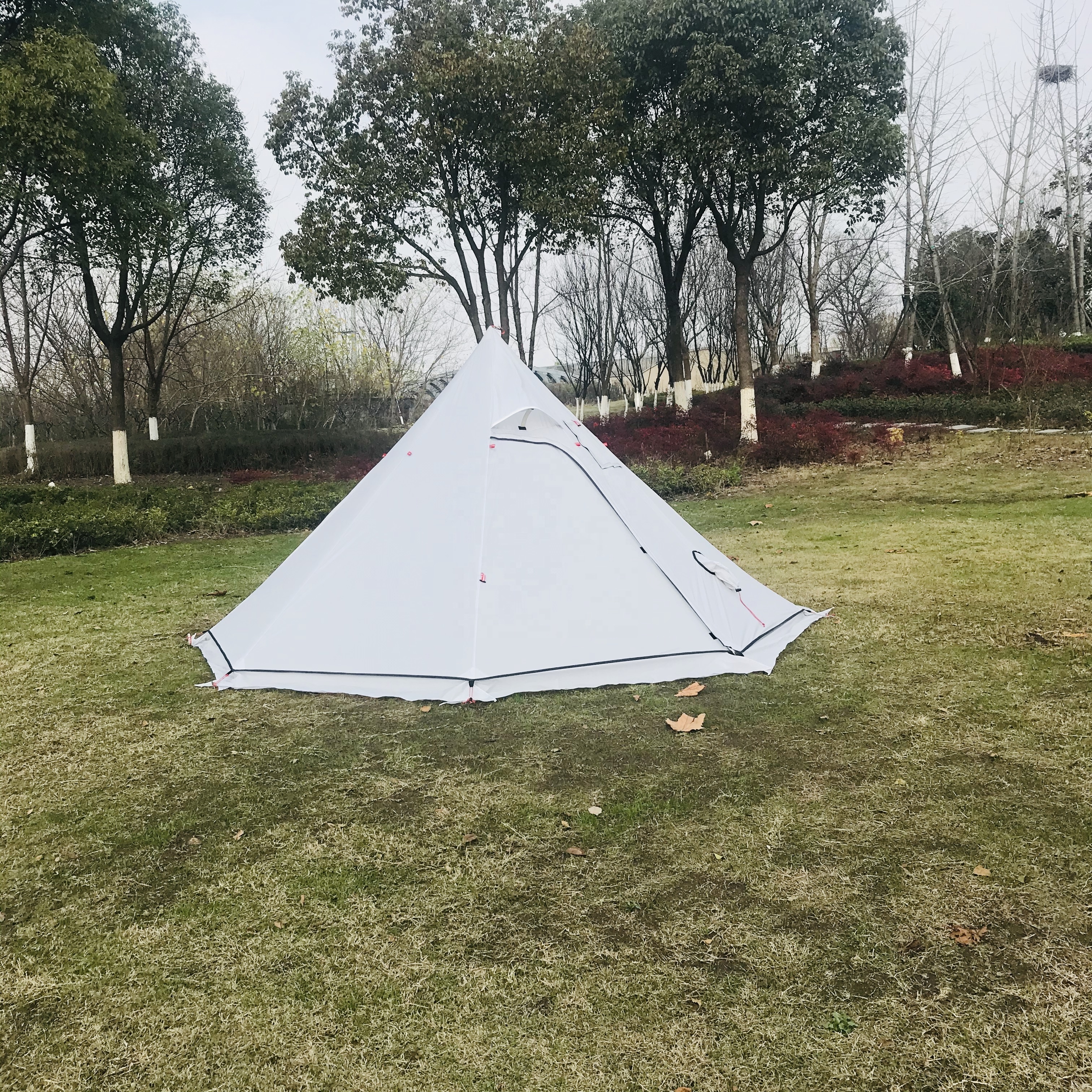 MCETO Winter Tipi Tent TX320PRO Height 160 cm One Pole Pyramid Shape With Snow Skirt Camping Gear Factory