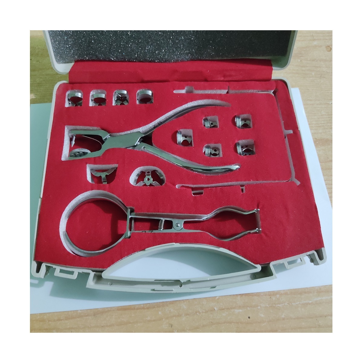 HIGH QUALITY DENTAL RUBBER DAM KIT MADE OF QUALITY MEDICAL STAINLESS STEEL DENTAL INSTRUMENTS