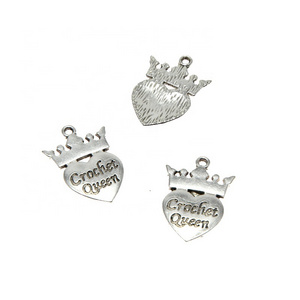 Crochet queen Charms silver tone queen Crown charm pendant 25x18mm