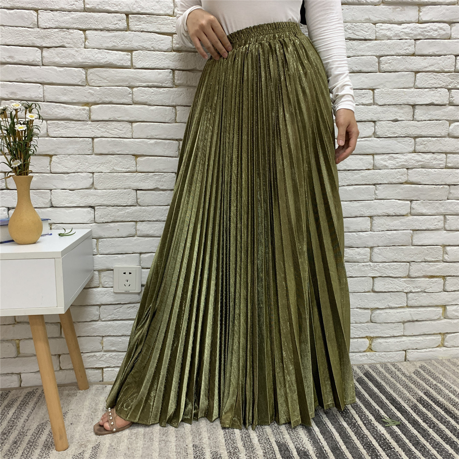 Wholesale Fashion Beautiful Knit Material Skirts For Muslim Women Turkish Latest Islamic Lady Half Long Skirts