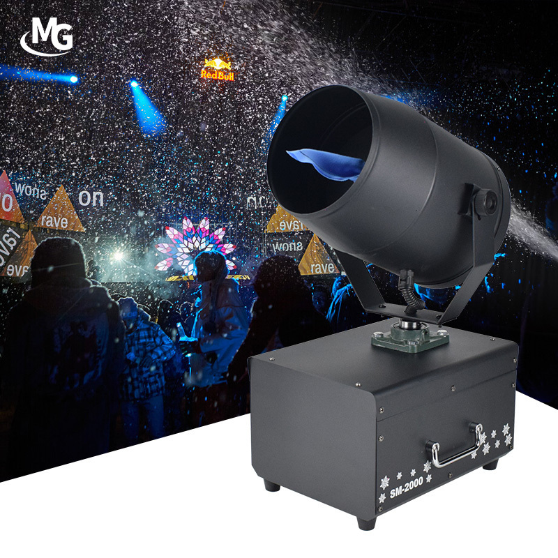 2000W Artificial Snow Spray Making Machine 360 Degree Moving Head Maker Snow Foam Machine for christmas party Holiday Activities