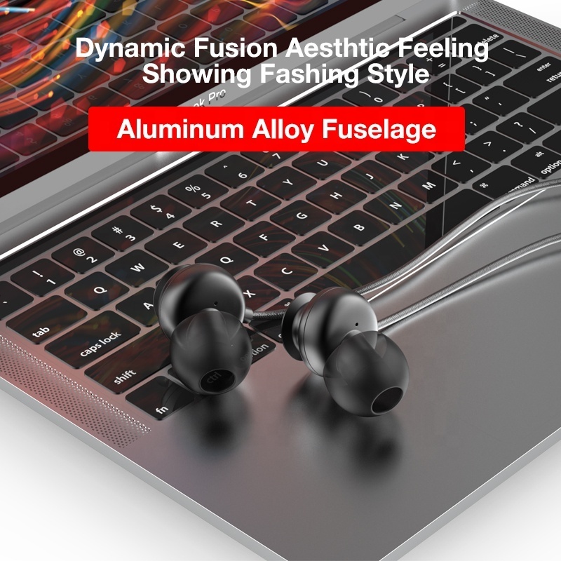 MOXOM Magnetic In-Ear Wired Earphone With High fidelity Sound Powerful Bass Headphone for Smartphone MP4 MP3