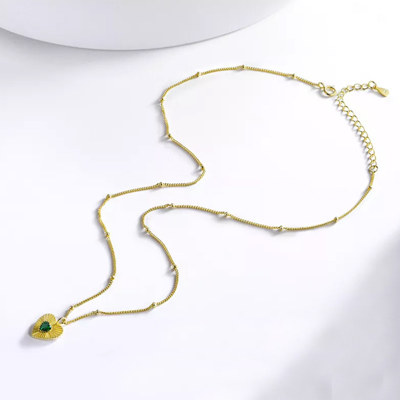 Simple Women Luxury Gemstone Design Women Beads Chain Gold Love Heart Emerald Zircon Pendant Necklace