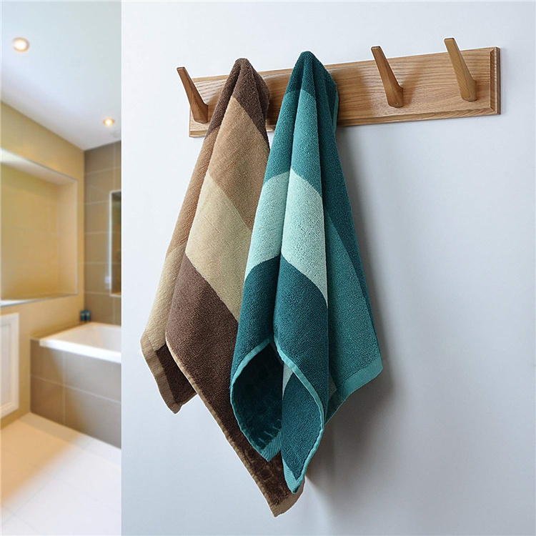 Wall Mounted Coat Rack, Wooden Bamboo Cloth Rack, 5-Hook Rail for The Entryway