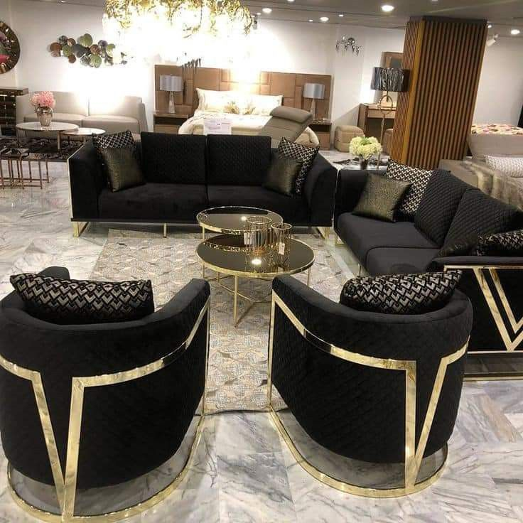 2022 Luxury Gold Stainless Steel Accent Chair Velvet Upholster V Shaped Lounge Chair For Home Hotel