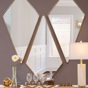 New Arrival Nordic Design Tear Drop Shape Metal Frame Wall Mirror In Gold For Wholesales